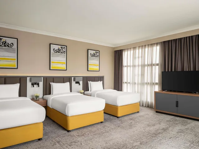 غرفة ثلاثية بإطلالة، أنوار المدينة موفنبيك(Anwar Al Madinah Movenpick) 1/4