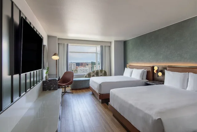 غرفة بسريرين كوين في طابق مرتفع، Hyatt Regency Denver 2/10