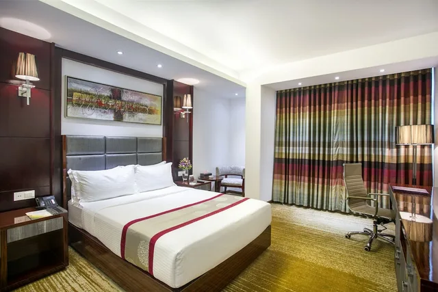غرفة بريميوم بسرير كينج لذوي الإعاقة، Hotel Bengal Blueberry 1/3