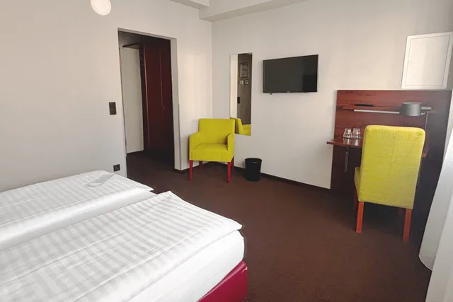 غرفة قياسية صغيرة بسرير مزدوج، Garner Hotel Stuttgart - Zuffenhausen By IHG 1/7
