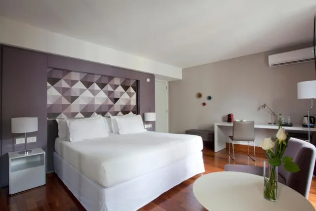 غرفة عائلية، Nh Curitiba The Five 2/3