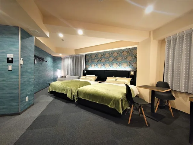غرفة بريميوم بسريرين مزدوجين مع أريكة، Green Rich Hotel Kyoto Eki Minami 2/4