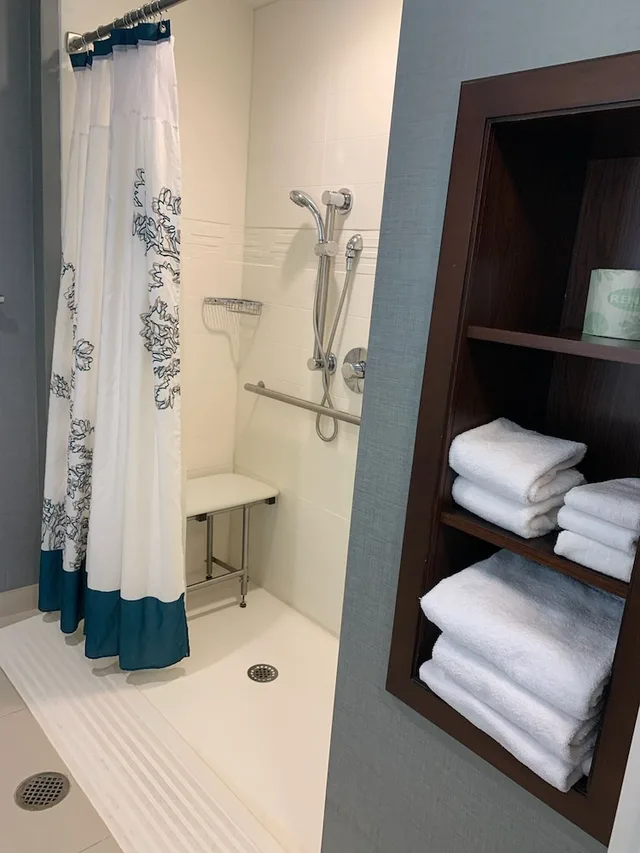 جناح بإطلالة على البحيرة بغرفة نوم واحدة لذوي الإعاقة، Residence Inn By Marriott Boston Bridgewater 3/3
