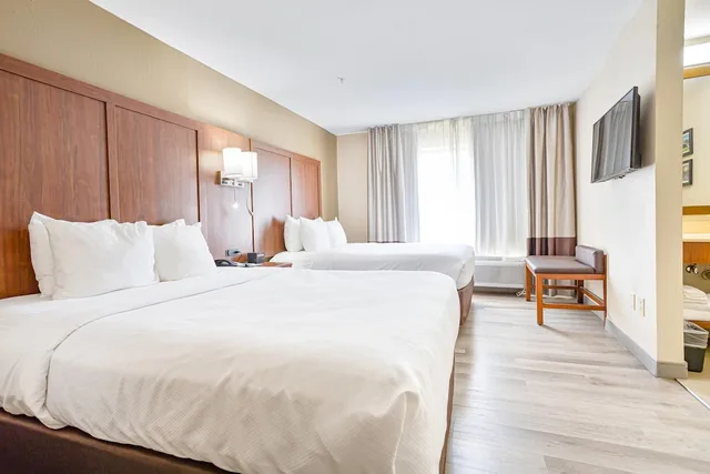 Upgrade, Suite, 2 Queen Beds, Sofa، Comfort Inn and Suites Montgomery East Carmichael Rd 5/10