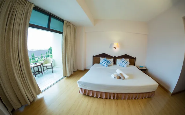 غرفة قياسية بسرير مزدوج بإطلالة على المدينة، Phrae Nakara Hotel 1/5