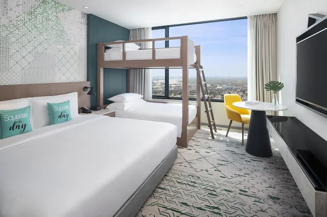 Skyline, Family, King Bed, Bunk Bed، Avani Sukhumvit Bangkok 2/8