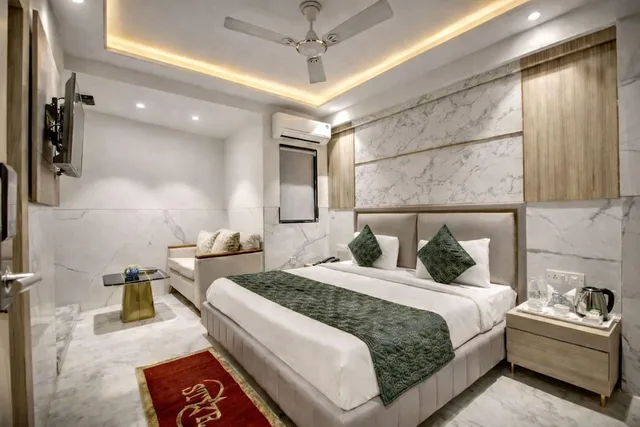 Super, Deluxe, Double Bed، Oyo 12982 Hotel Oris International 3/10