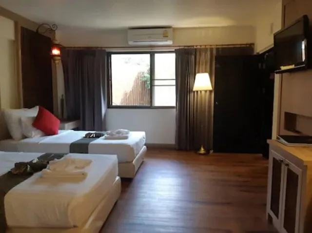 غرفة عائلية بثلاثة أسرّة، Nak Nakara Hotel 2/9