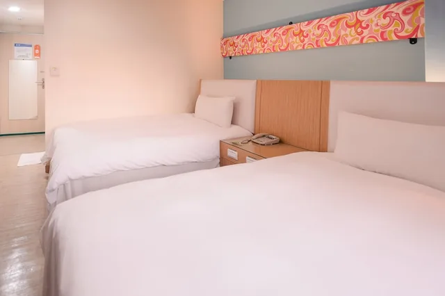 غرفة قياسية بسريرين منفصلين، i-Deal Hotel 2/3