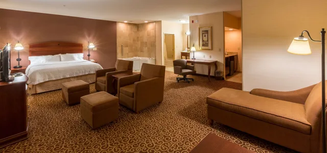 جناح بسرير كينج، Hampton Inn Goshen 1/3
