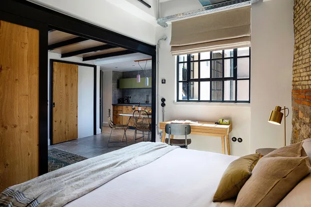 Design, Studio, Suite، The Foundry Suites Athens 1/6