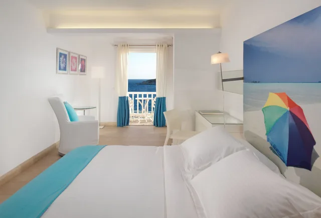 غرفة كلاسيكية بسريرين منفصلين بمسبح خاص، Petasos Beach Resort Spa 1/1