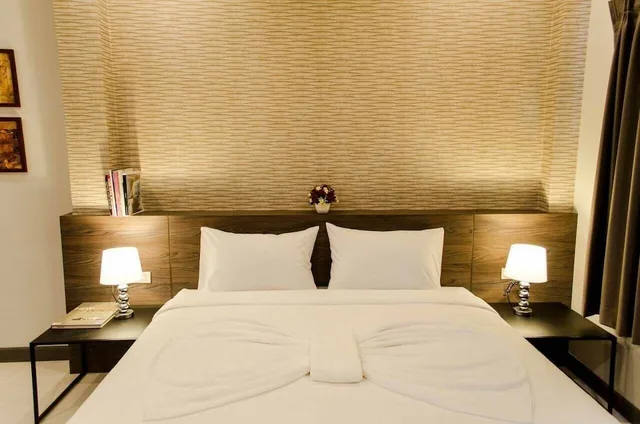Room, King Bed, Seree Grand Resort 8/9