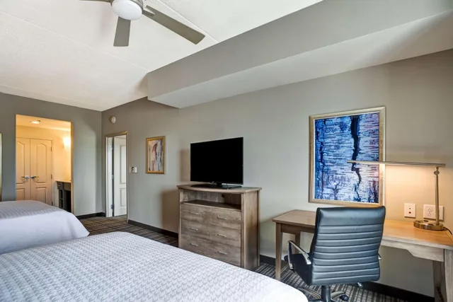 جناح بسريرين كوين بغرفة نوم واحدة مع أريكة، Homewood Suites by Hilton Nashville Franklin Cool Springs 3/5