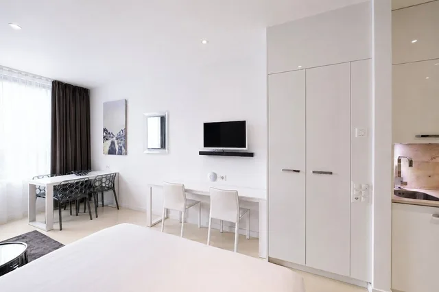 Senior, Studio, Apartment, Queen Bed، Visionapartments Zurich Wolframplatz 8/10