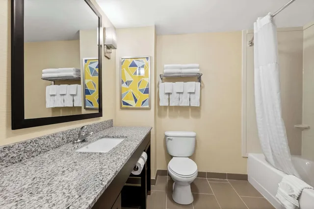 غرفة قياسية بسريرين كوين، Comfort Inn Sylva - Cullowhee Sylva NC 6/7