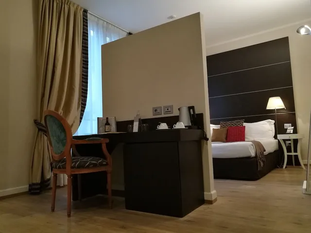 Superior, Double or Twin Bed, Town House 33 5/10