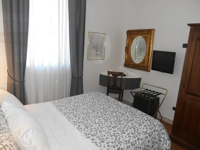 غرفة كلاسيكية بسرير مزدوج، Hotel Canova 2/8