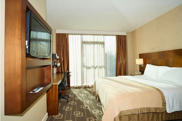 غرفة سوبيريور بسرير كوين، Wyndham Garden Chinatown Hotel 1/5