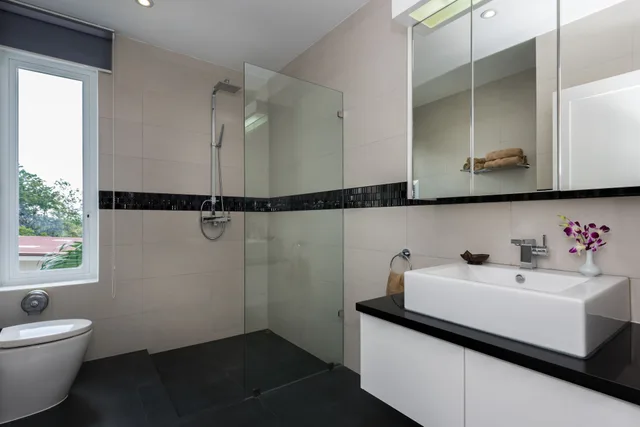 شقة بسريرين مزدوجين بإطلالة على البحر بـ3 غرف نوم، The Beach House Apartment 10/10