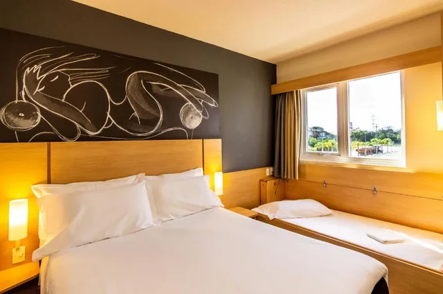 غرفة قياسية بسريرين منفصلين، Ibis Porto Alegre Assis Brasil 1/1