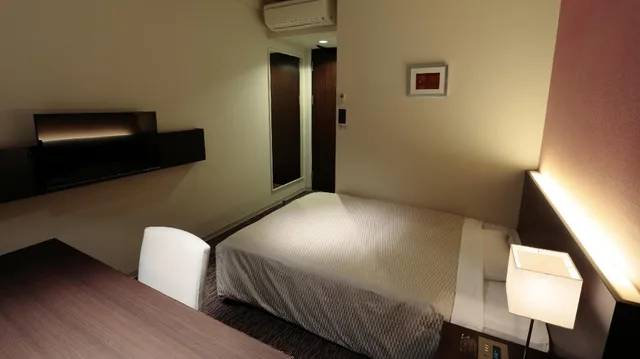 غرفة واسعة بسرير مزدوج للمدخنين، Candeo Hotels Kikuyo 1/1