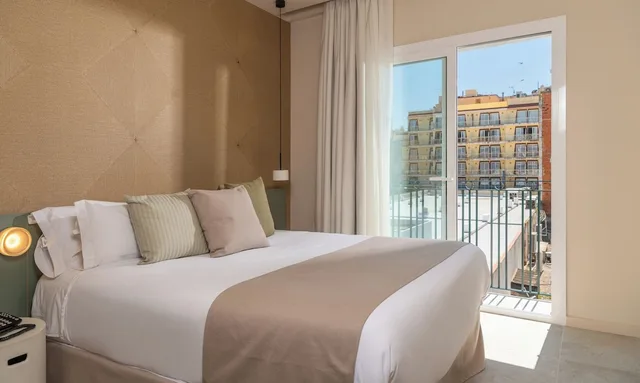 جناح جونيور بسرير كوين، Aqua Hotel Bertran - Adults Only 2/7