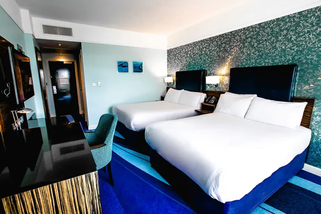 غرفة قياسية بسريرين كوين، CROWNE PLAZA BLANCHARDSTOWN 3/10