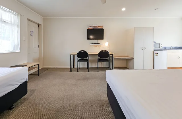 غرفة سوبيريور بسرير كوين وسرير فردي، Captain Cook Motor Lodge 4/5