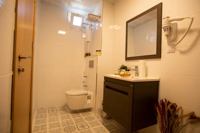 غرفة ديلوكس بسرير مزدوج بشرفة، Urla 1867 Hotel 7/8