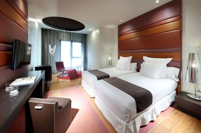 غرفة سوبيريور بسريرين منفصلين، BARCELO OVIEDO CERVANTES 5/9