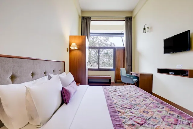 جناح مع أريكة، Mount Himalayan Hotel & Spa Gangtok 1/1