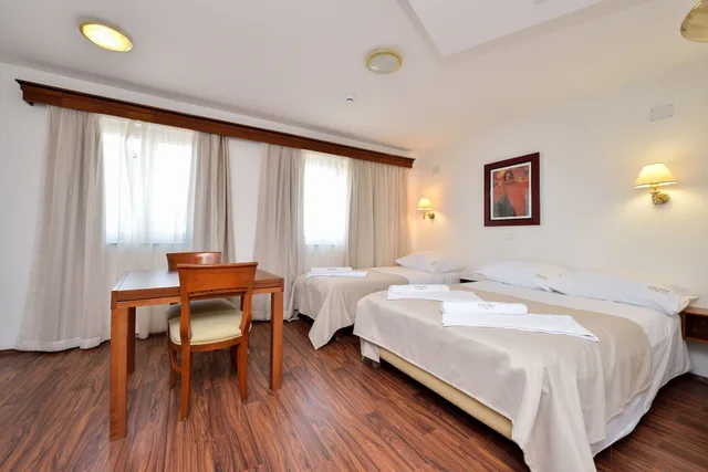 غرفة ثلاثية بثلاثة أسرّة، Hotel Zadar 2/6