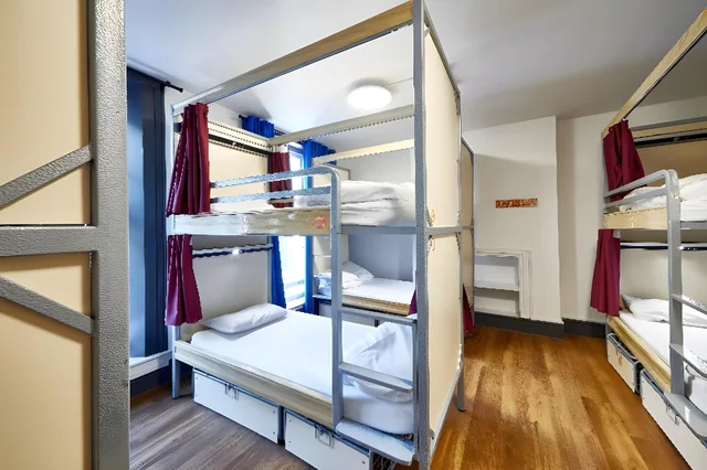 Private, 8 Bedrooms, Shared Bathroom، St Christophers Inn Village London Bridge Hostel Ex Hostel St Christophers Village 1/1