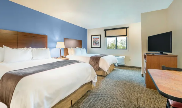 غرفة قياسية بسريرين كوين، My Place Hotel Bismarck Nd 6/10