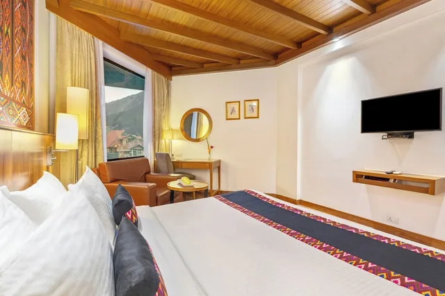 Classic, Double Bed, Sterling Manali 3/10