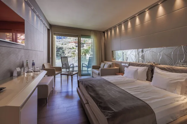 Prestige, Double Bed, Partial Lake View، Park Hotel Imperial Centro Tao Natural Medical Spa 3/7