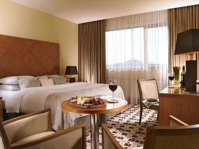 Standard, Single, Double Bed, The Connacht Hotel 1/1