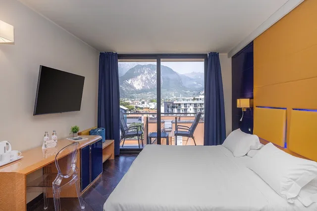غرفة كلاسيكية بسريرين منفصلين بشرفة، Hotel Garda 2/8