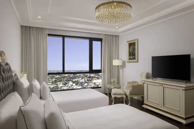 غرفة بريميوم بسرير كينج، Melia Vinpearl Phu Ly 3/4