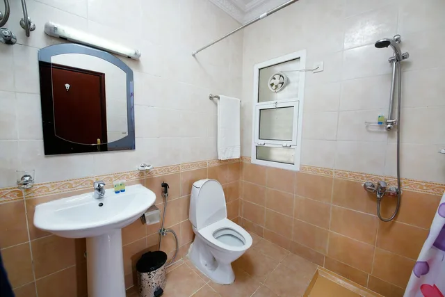 غرفة ديلوكس بسرير كينج، Muscat International Hotel 1/1