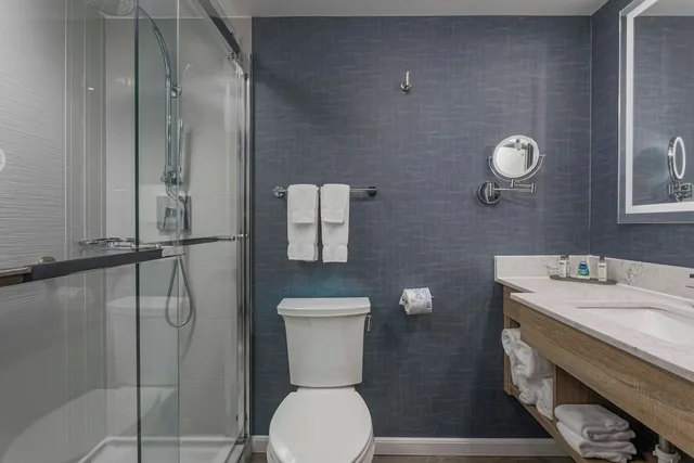 غرفة قياسية بسرير كينج بإطلالة، Perdido Beach Resort 3/4