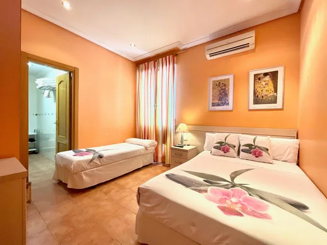 Room, Triple, 3 Beds, Hostal Luz 1/2