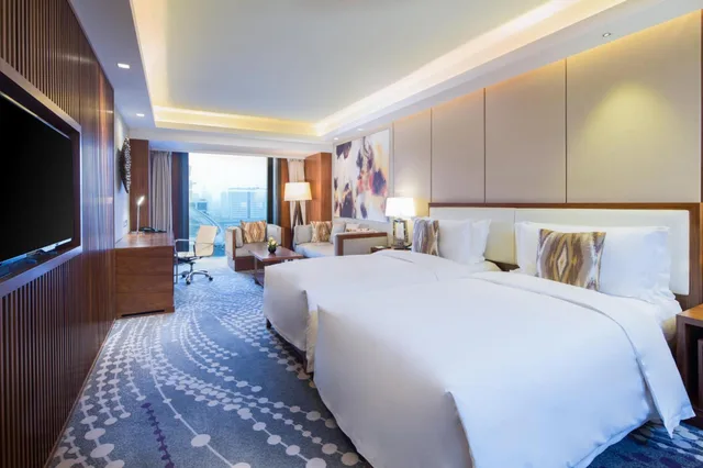 غرفة كلاسيكية بسريرين منفصلين مع دخول الصالة، Intercontinental Jinan City Center Formerly Crowne Plaza Jinan City Center 2/6