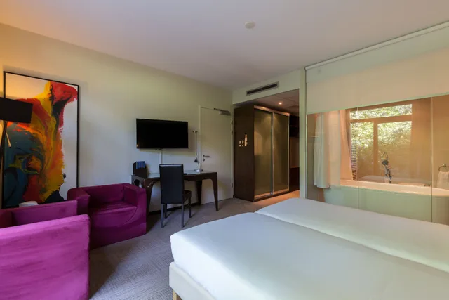 غرفة كومفورت بسريرين منفصلين بحوض استحمام، GOLDEN TULIP JAGERSHORST EINDHOVEN 4/4