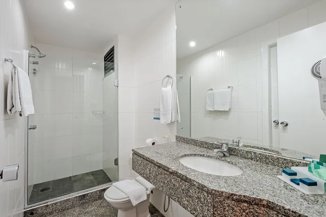 غرفة سوبيريور ثلاثية بسريرين منفصلين مع أريكة، Slaviero Hotel Curitiba Shopping 8/9