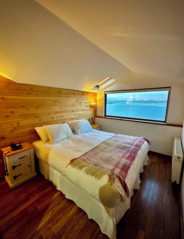 غرفة قياسية بسرير مزدوج أو سريرين منفصلين بإطلالة على البحر، Weskar Patagonia Lodge 4/6