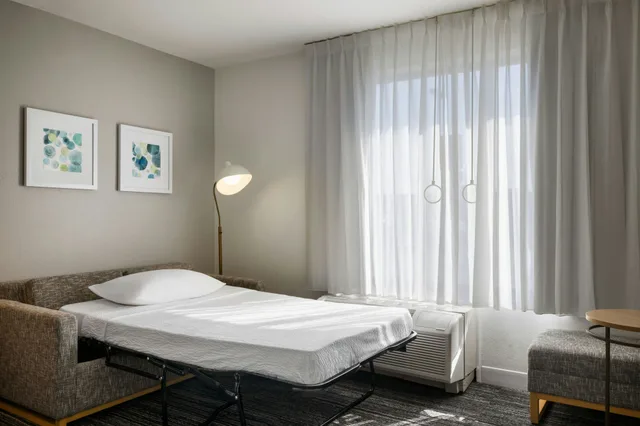 Room, Towneplace Suites Dayton North 3/8