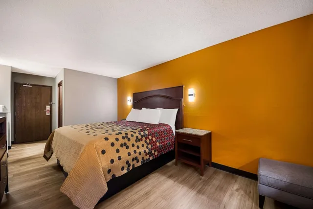 غرفة قياسية بسرير كينج، Econo Lodge San Antonio Near SeaWorld - Medical Center 2/4