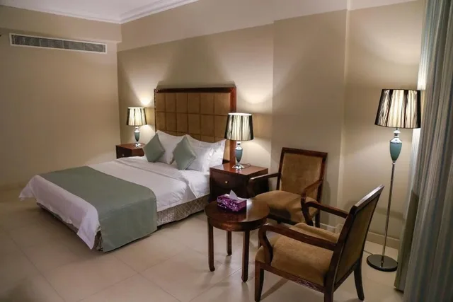 غرفة بسرير كينج، Muscat Inn Hotel 1/2